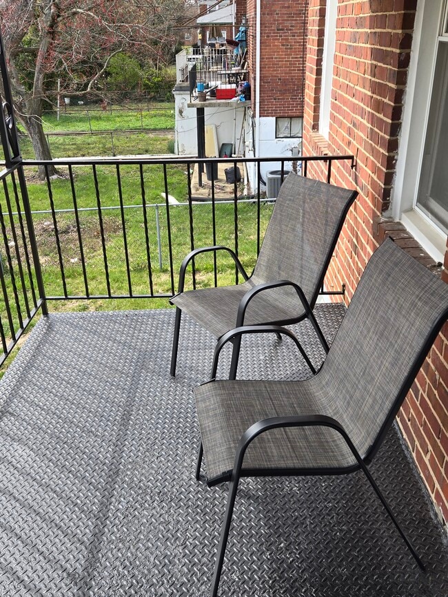 1511 Woodbourne Ave in Baltimore, MD - Building Photo - Building Photo