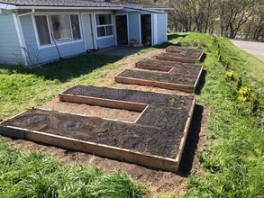 1608 Montana St in The Dalles, OR - Building Photo - Building Photo