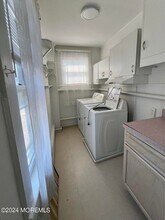 333 Euclid Ave in Allenhurst, NJ - Foto de edificio - Building Photo