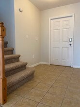 7954 Carriage Pointe Dr in Gibsonton, FL - Building Photo - Building Photo
