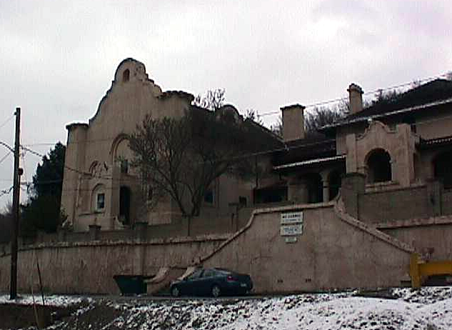 Mount Carmel Apartments in Wheeling, WV - Building Photo