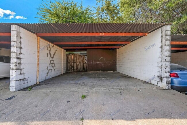 314 Candlewood Ln in Garland, TX - Building Photo - Building Photo