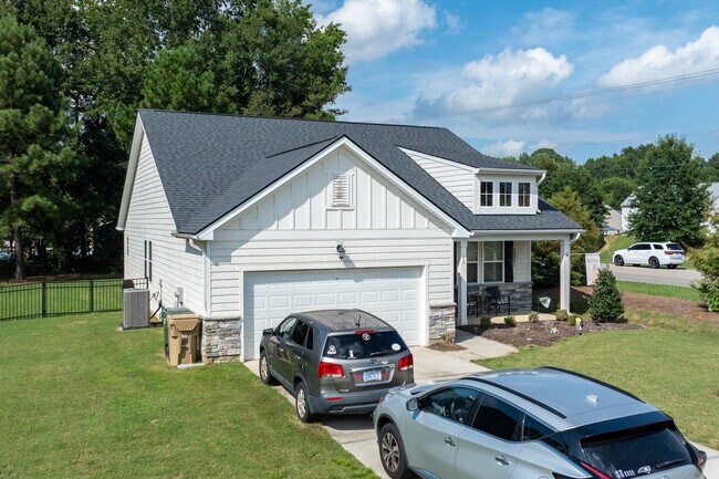 Umstead in Clayton, NC - Building Photo - Primary Photo