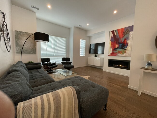 3071 W 16th Ave in Denver, CO - Foto de edificio - Building Photo