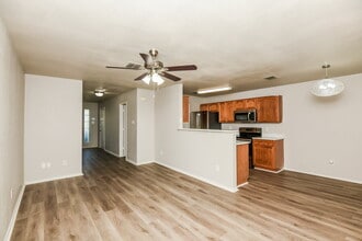 1528 Pine Ln in Fort Worth, TX - Building Photo - Building Photo