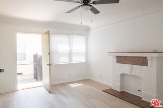 1852 9th St in Santa Monica, CA - Building Photo - Building Photo