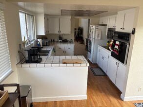 1070 Cumberland Pl in San Jose, CA - Foto de edificio - Building Photo