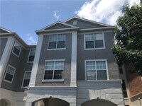 12855 Madison Pointe Cir