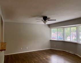 2138 St Leo Pl in Cincinnati, OH - Building Photo - Building Photo