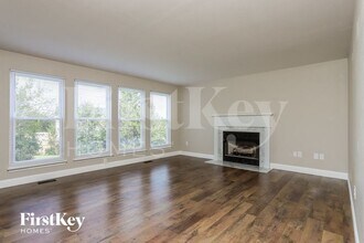 75 Old Chesapeake Dr in Wentzville, MO - Building Photo - Building Photo