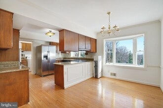 513 Cathedral Dr in Alexandria, VA - Building Photo - Building Photo