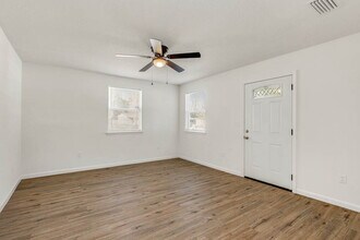 10553 Citrus Ln in Jacksonville, FL - Building Photo - Building Photo