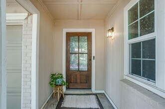 7036 Crabtree Ln in Fort Worth, TX - Building Photo - Building Photo