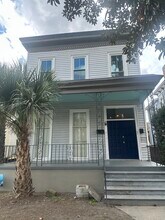 111 E 39th St in Savannah, GA - Foto de edificio - Building Photo