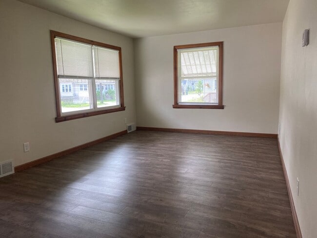 912 Mather St in Green Bay, WI - Building Photo - Building Photo
