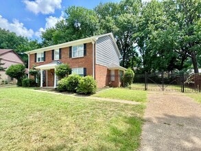 4760 Hornsby Dr in Memphis, TN - Building Photo - Building Photo
