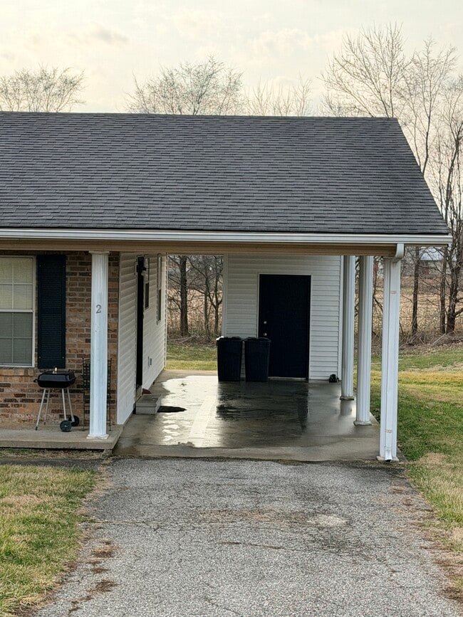 8395 Shell Ln NW in Ramsey, IN - Foto de edificio - Building Photo