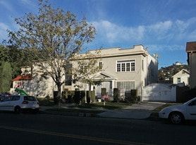 5019 Franklin Ave in Los Angeles, CA - Building Photo