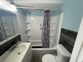 189 Spring St in Westbrook, ME - Building Photo - Building Photo