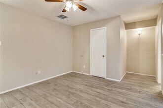 10839 Sugar Hill Dr in Houston, TX - Building Photo - Building Photo