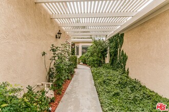 851 Pebble Beach Dr in Upland, CA - Building Photo - Building Photo