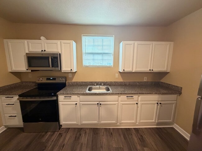 772 Fremont St, Unit 772 FREMONT ST UNIT B