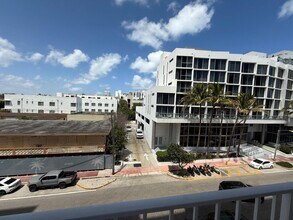 2829 Indian Creek Dr in Miami Beach, FL - Building Photo - Building Photo