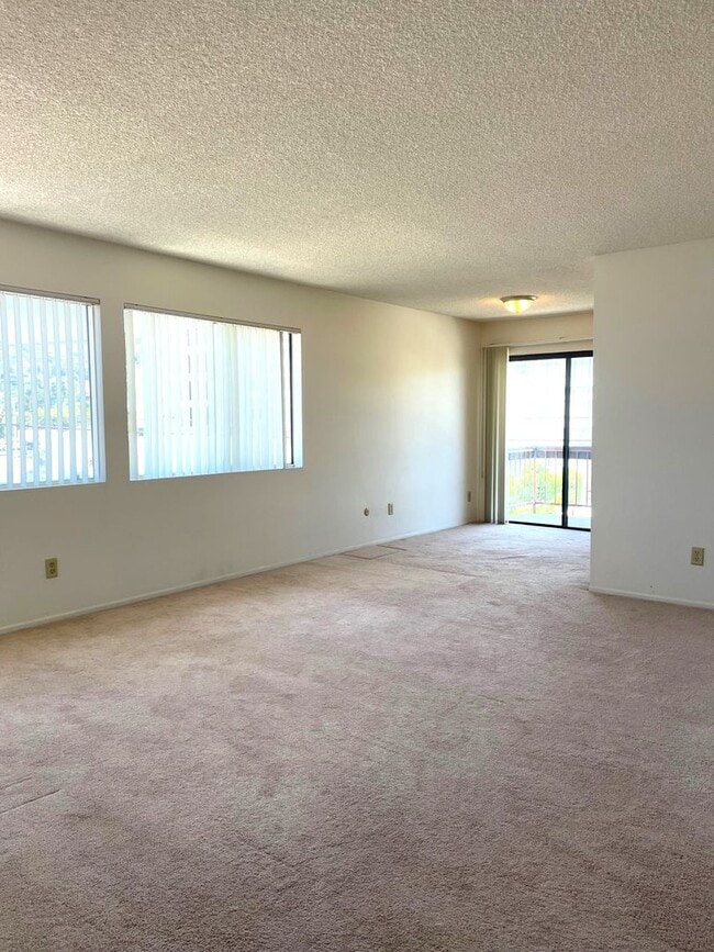 1255 W 7th St in Los Angeles, CA - Building Photo - Building Photo