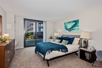 ReNew Wheaton Center in Wheaton, IL - Building Photo - Building Photo