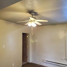 736 Lakeside Ave in Lorain, OH - Building Photo - Building Photo