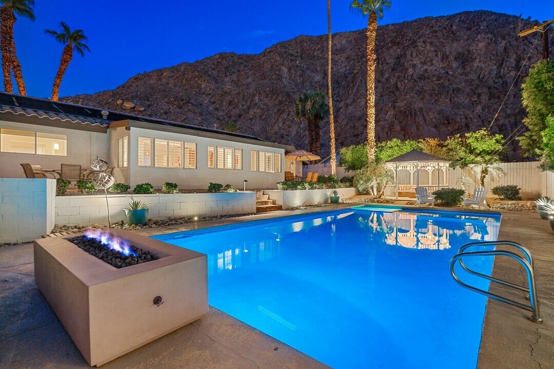 46890 Highland Palms Dr in La Quinta, CA - Foto de edificio