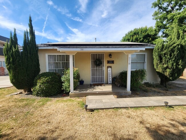 278 E Merritt Ave