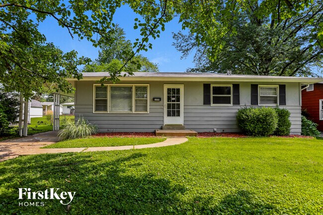property at 1355 Del Rey Dr
