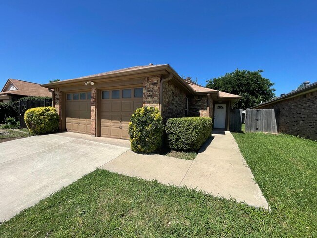 6812 Cuculu Dr in Fort Worth, TX - Building Photo - Building Photo