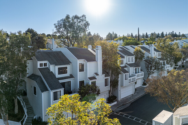 Bay Watch Townhomes in San Pedro, CA - Building Photo - Building Photo