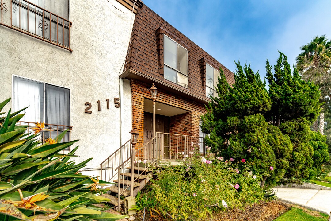 2115 Grant Ave in Redondo Beach, CA - Building Photo