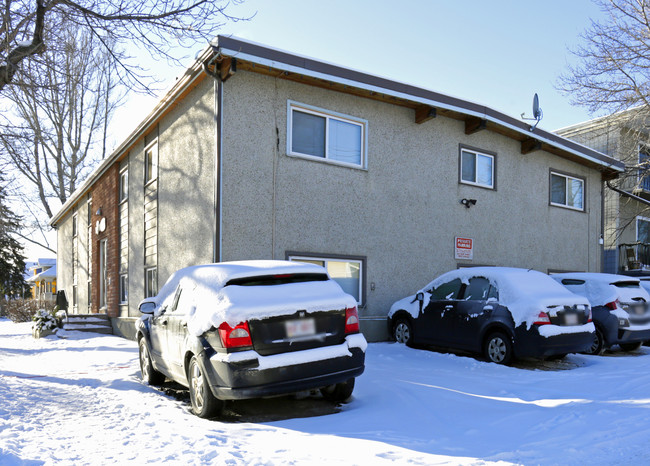 238 4th Ave NE in Calgary, AB - Building Photo - Building Photo