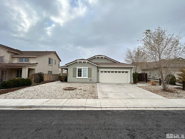 145 Hazelnut Dr in Fernley, NV - Building Photo - Building Photo