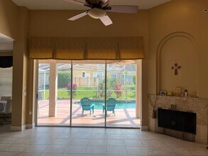 7670 Milano Dr in Orlando, FL - Building Photo - Building Photo