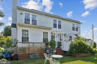 2117 Cross Trails Rd in Woodlawn, MD - Building Photo - Building Photo