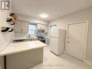 382 Margueretta St in Toronto, ON - Building Photo - Building Photo