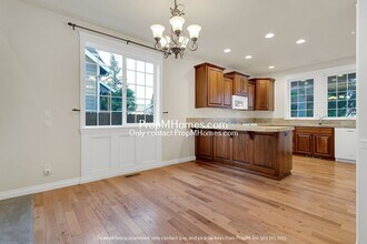 18683 Heskett Ct in Oregon City, OR - Building Photo - Building Photo