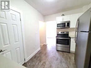 212 Monarch Park Ave in Toronto, ON - Building Photo - Building Photo