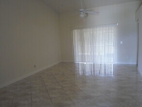 4736 21st St SW in Lehigh Acres, FL - Building Photo - Building Photo
