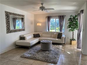 2810 Citrus Lake Dr-Unit -U-101 in Naples, FL - Foto de edificio