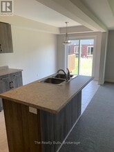 542 Julia Dr in Welland, ON - Building Photo - Building Photo