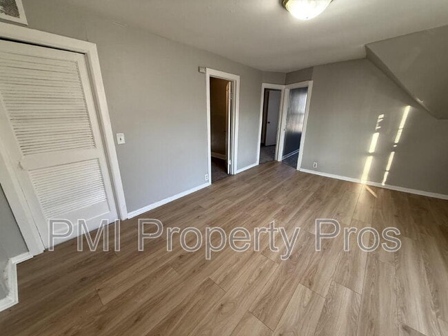 3806 W Rohr Ave in Milwaukee, WI - Building Photo - Building Photo