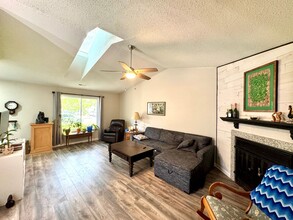 1408 Petrell Ct in Virginia Beach, VA - Building Photo - Building Photo