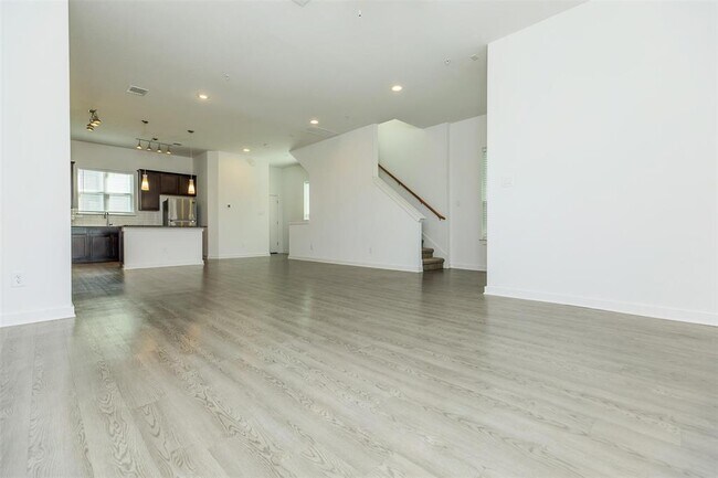 property at 720et Enchantment Trl