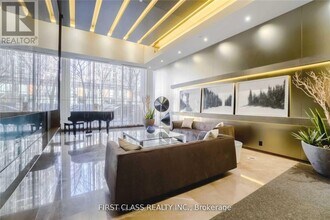 101 Charles St E in Toronto, ON - Building Photo - Building Photo